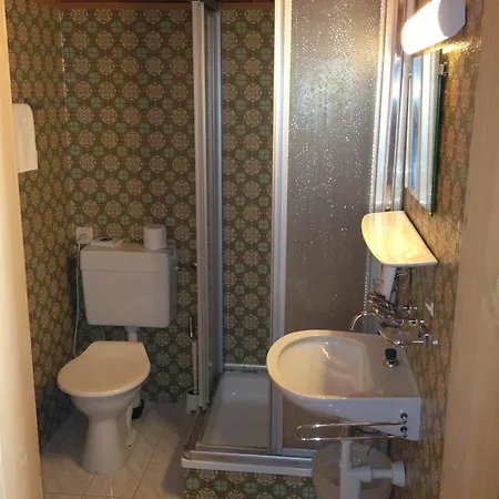 Hotel Berghaus Toni 2*